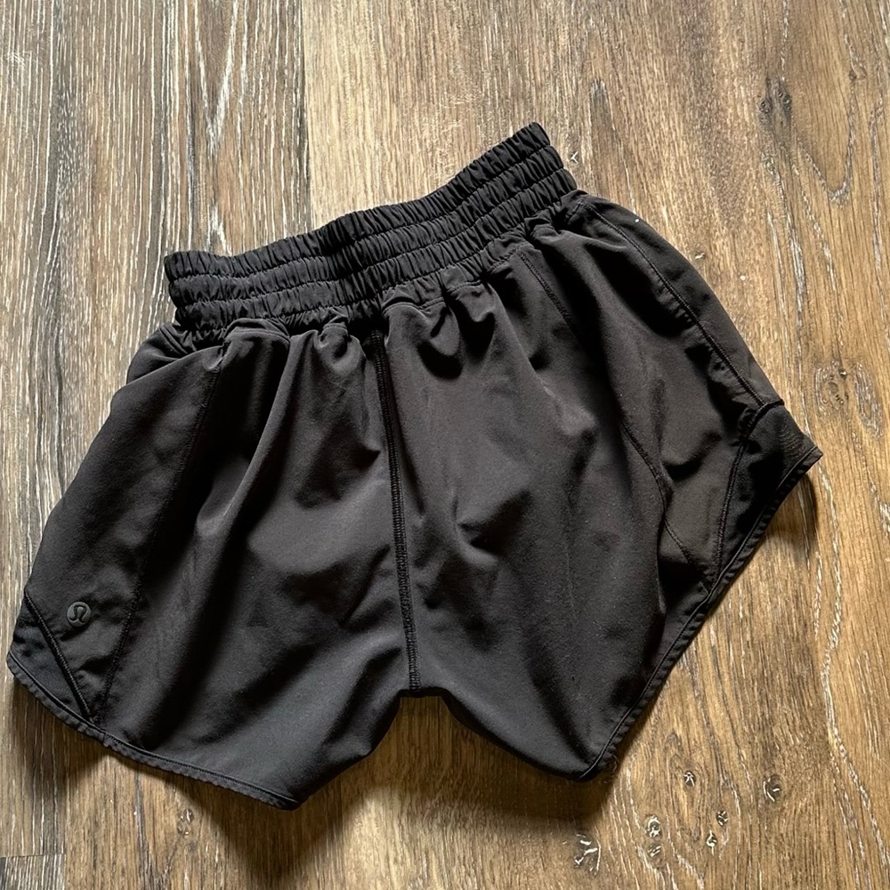 lululemon athletica Black Women's Athletic Shorts 4” high rise speed ups